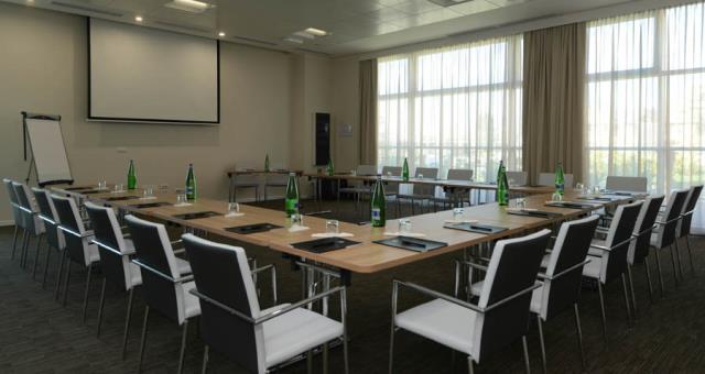 Do you have to organize an event? Are you looking for a meeting room in Genoa? Discover the Best Western Premier CHC Airport