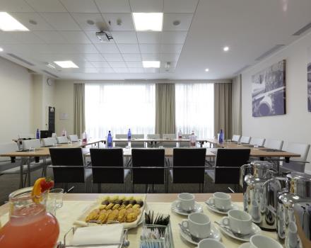 The Best Western Premier is ideal for organising your event: from the Conference room to the restaurant, from the rooms to the bar for your coffee Break!